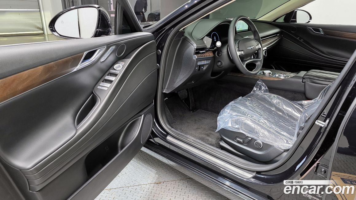 Genesis G80 2023