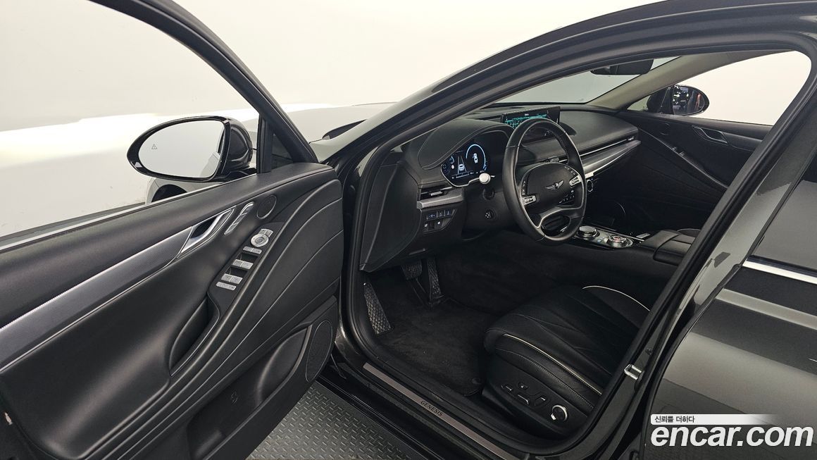 Genesis G80 2023