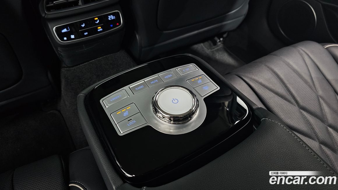 Genesis G80 2023