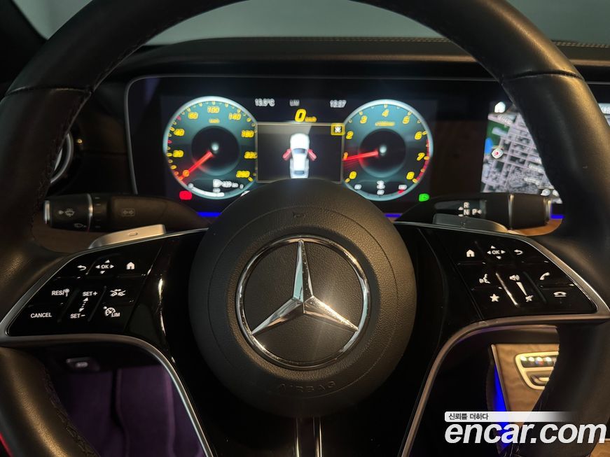 Mercedes-Benz E-Class 2023