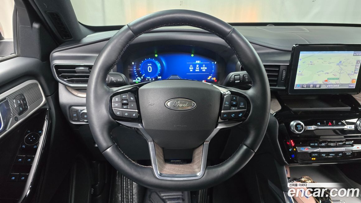 Ford Explorer 2022