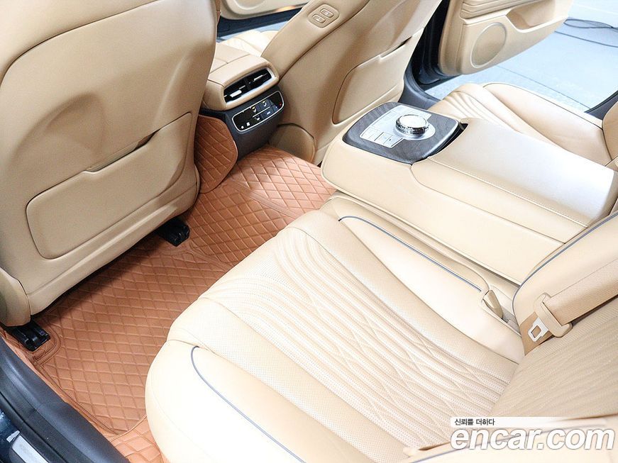 Genesis G80 2023