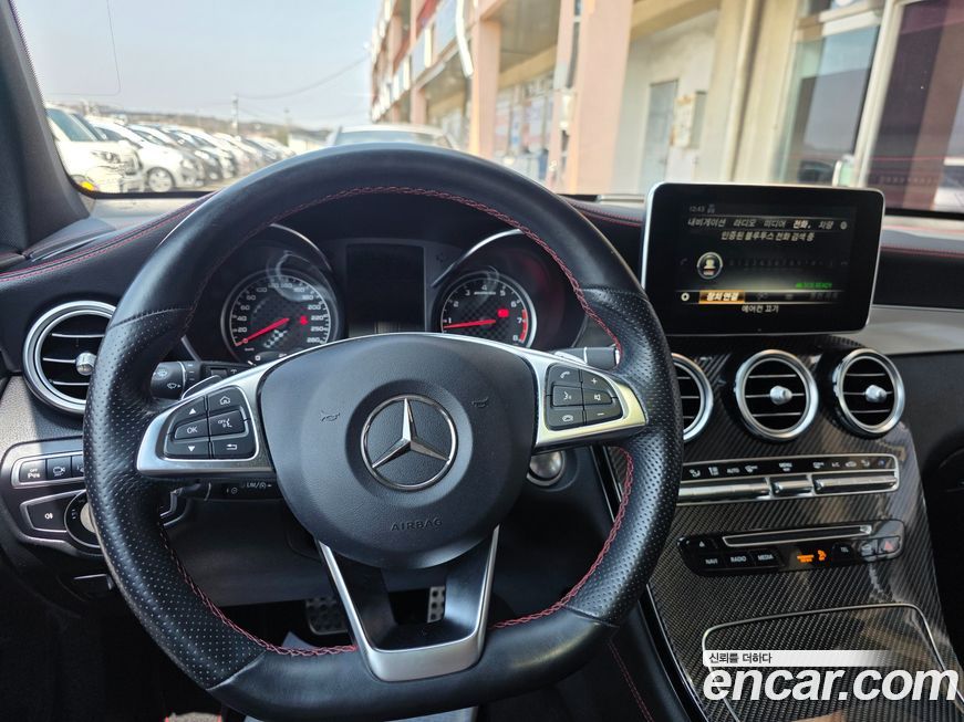 Mercedes-Benz GLC-Class 2019