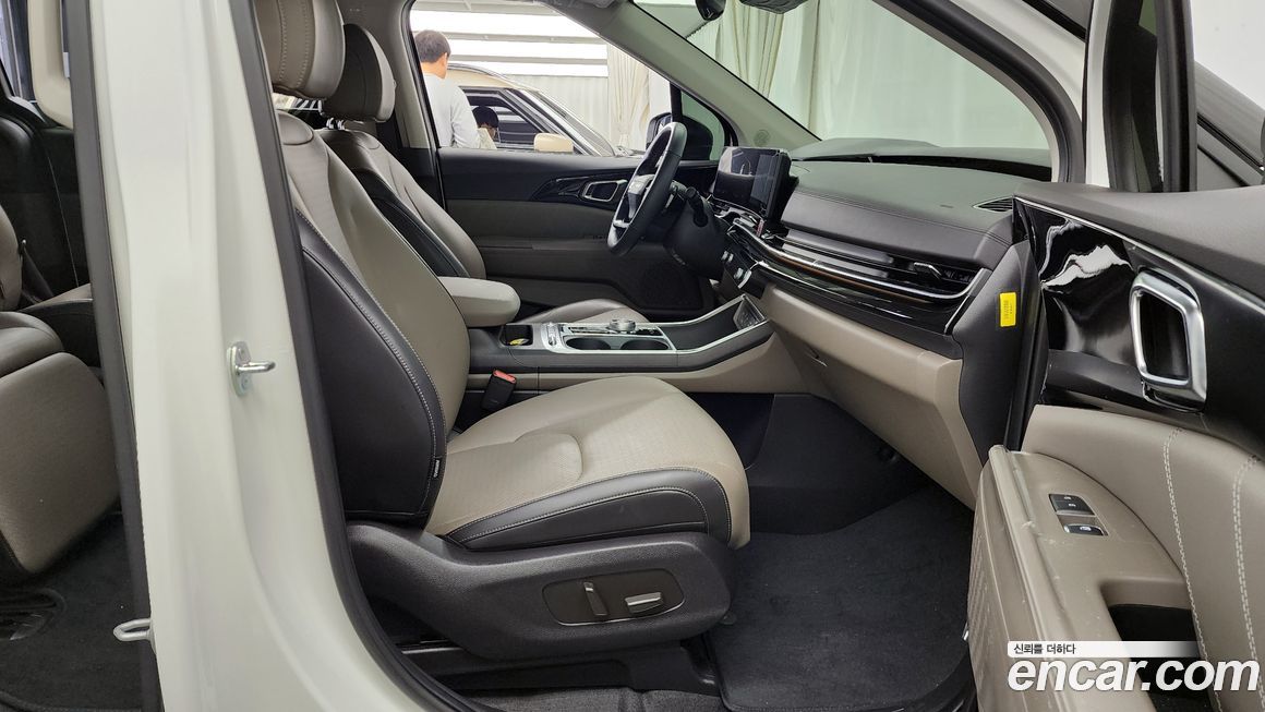Kia Canival 2025