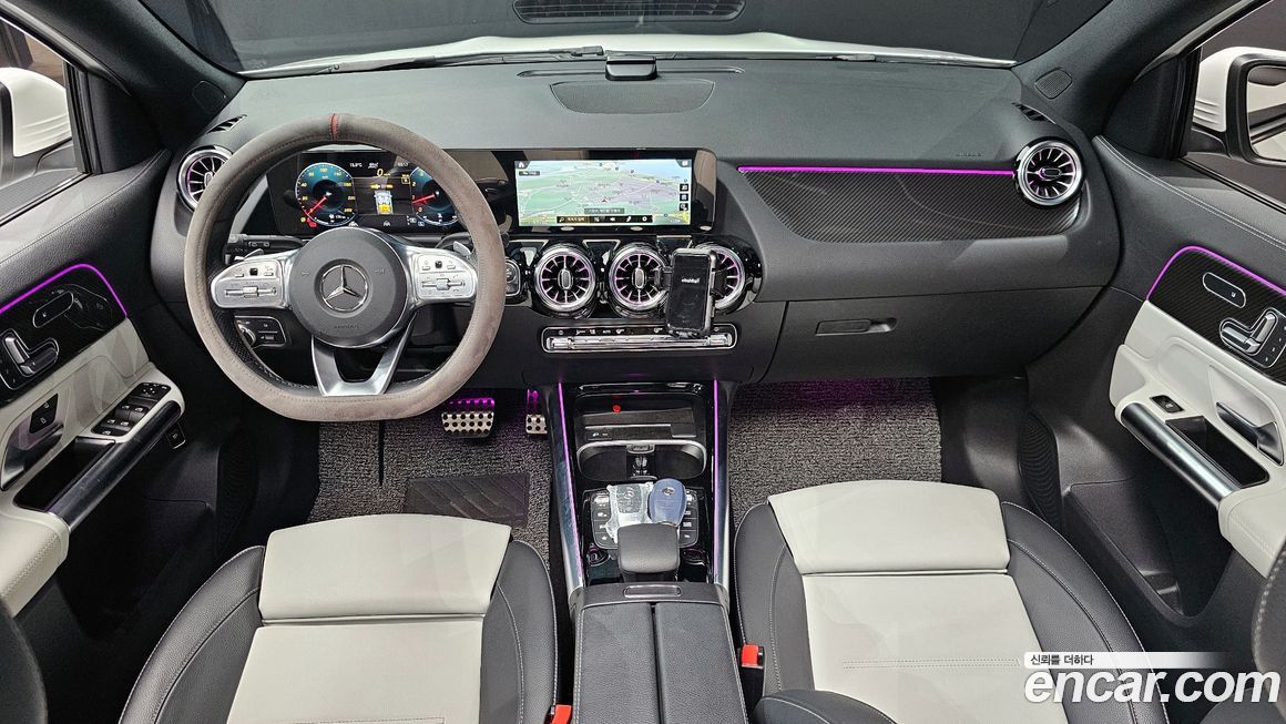 Mercedes-Benz GLA-Class 2023