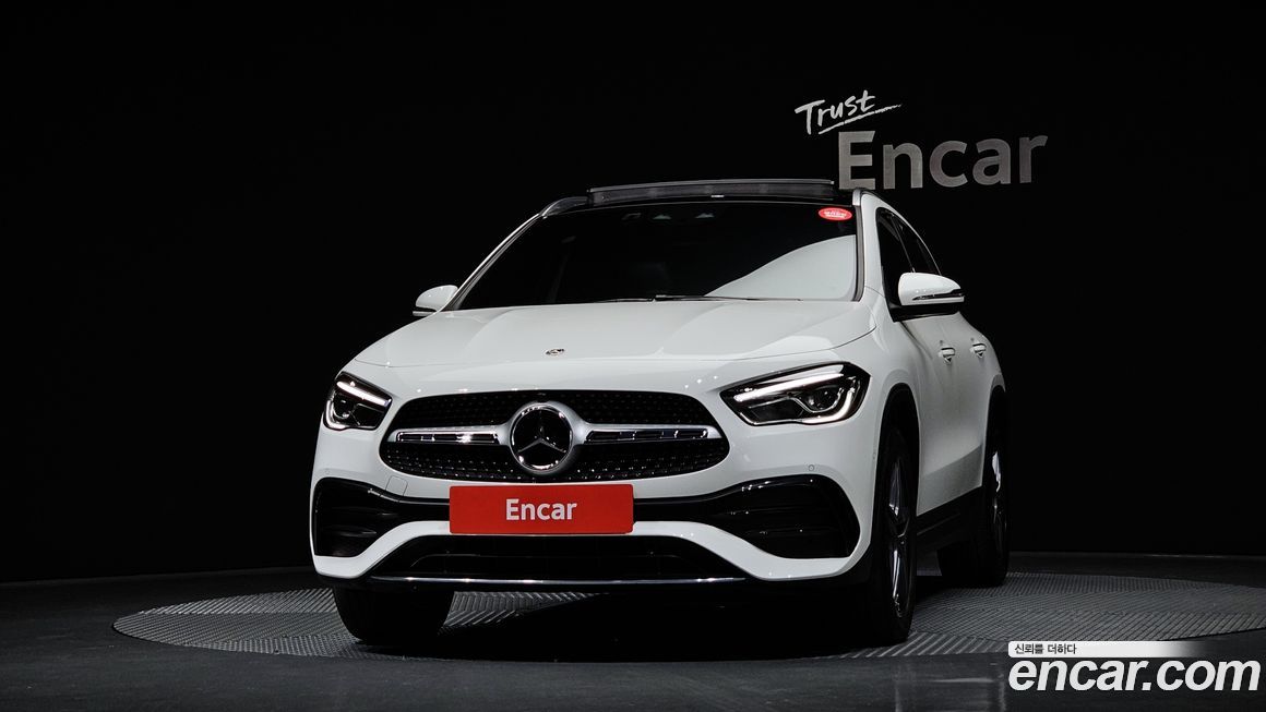 Mercedes-Benz GLA-Class 2023