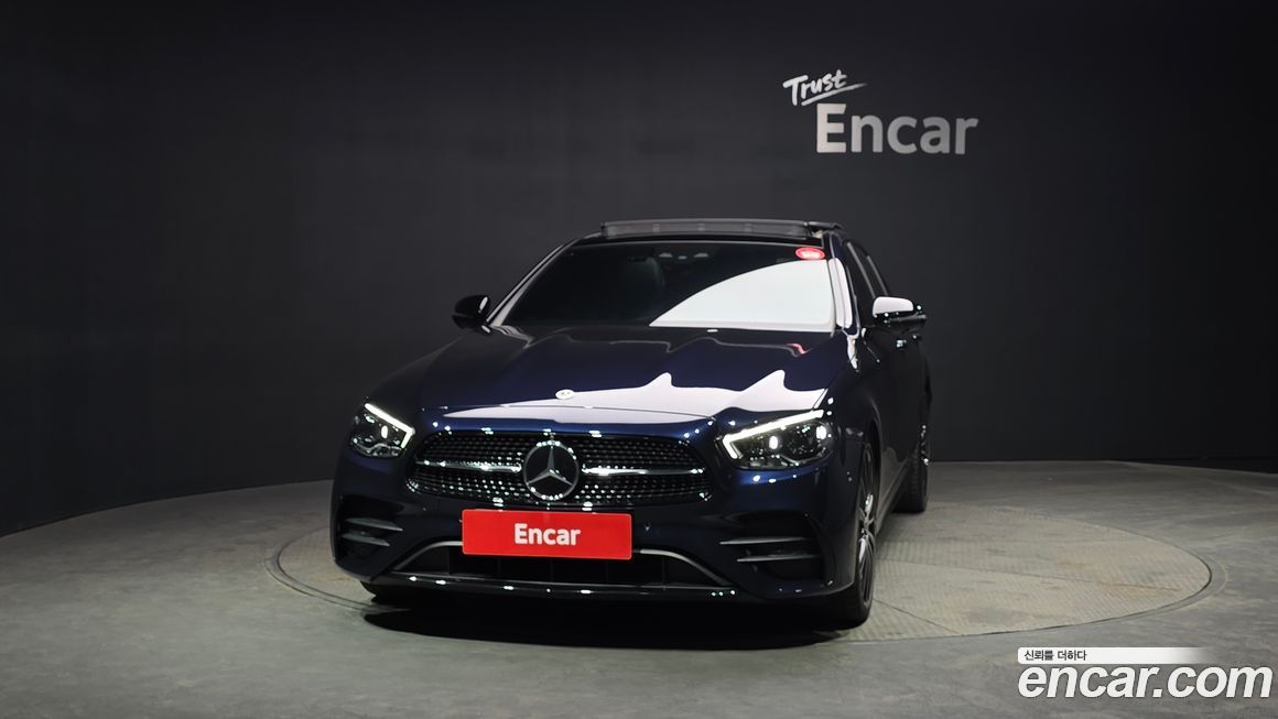 Mercedes-Benz E-Class 2023
