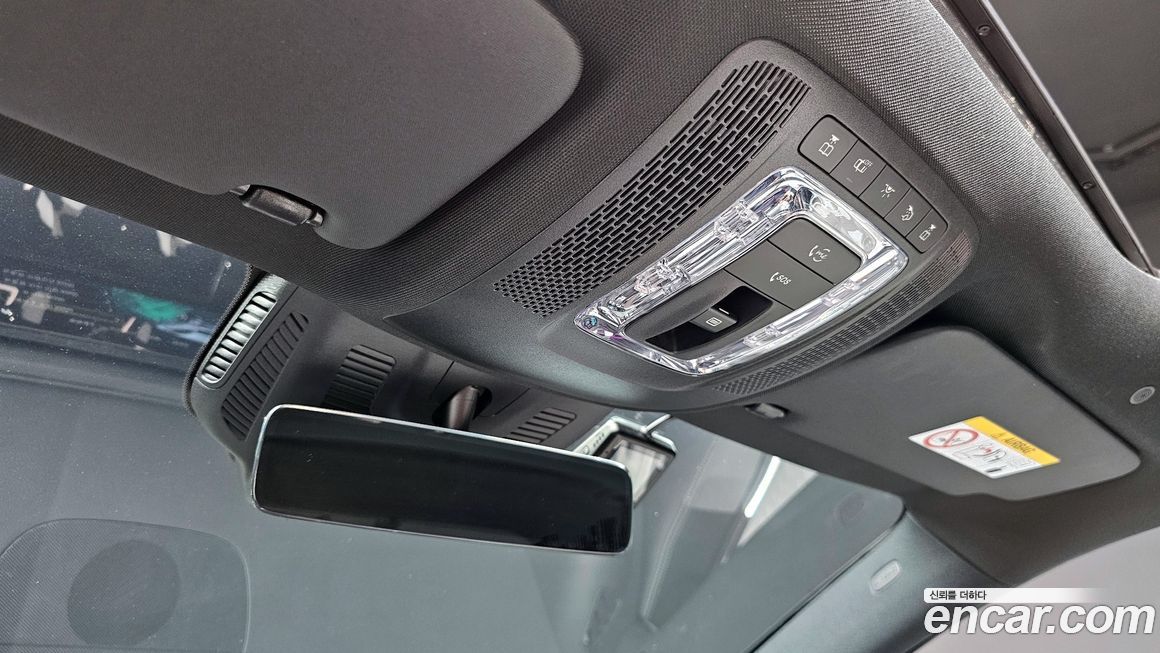 Mercedes-Benz GLA-Class 2023