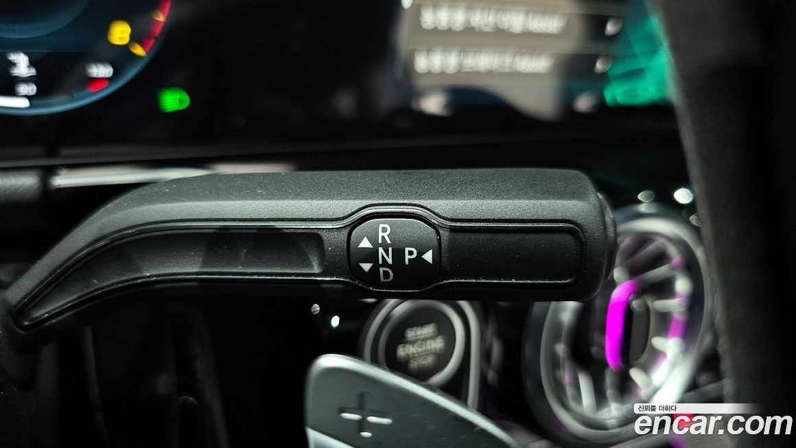 Mercedes-Benz GLA-Class 2023