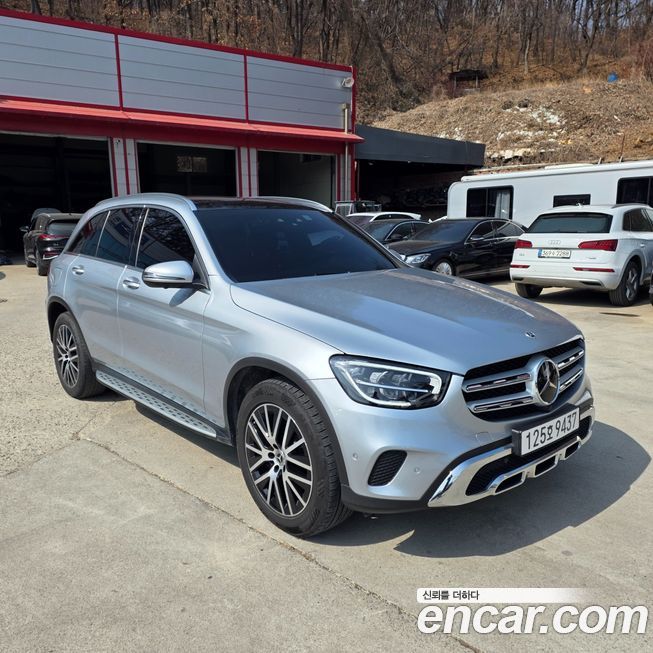 Mercedes-Benz GLC-Class 2022