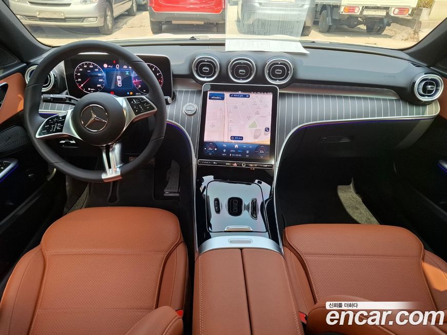 Mercedes-Benz C-Class 2025