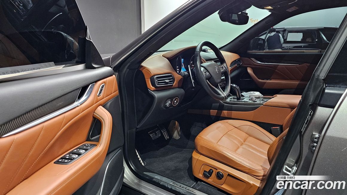 Maserati Levante 2020