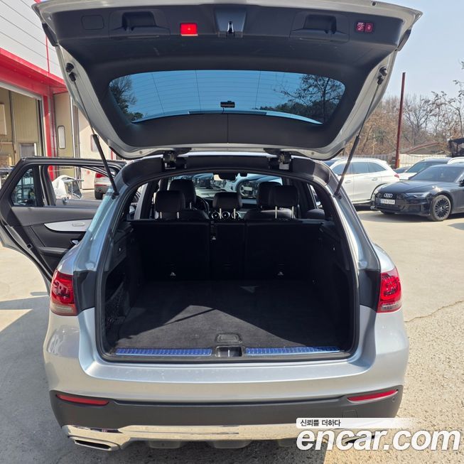 Mercedes-Benz GLC-Class 2022