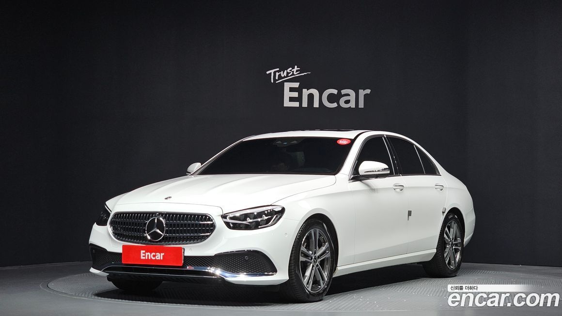 Mercedes-Benz E-Class 2023