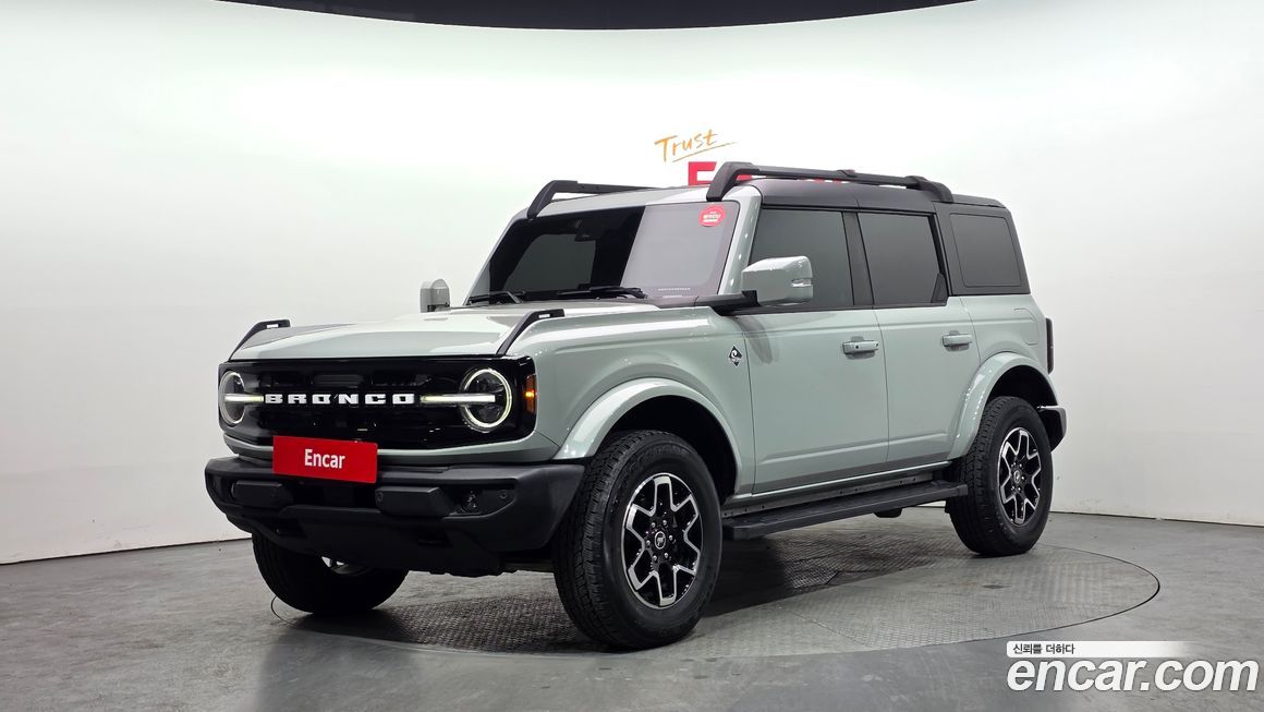 Ford Bronco 2023