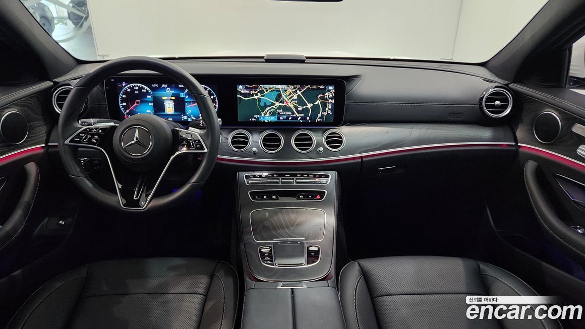 Mercedes-Benz E-Class 2023