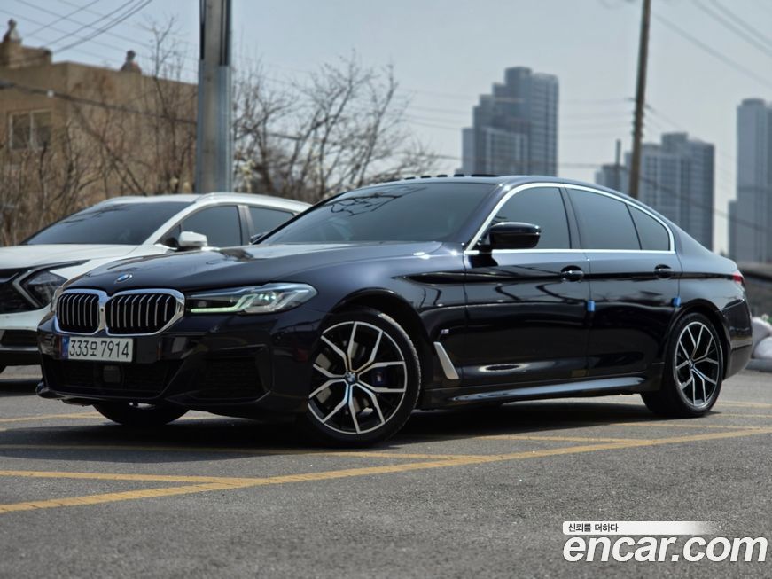 BMW 5-Series 2023