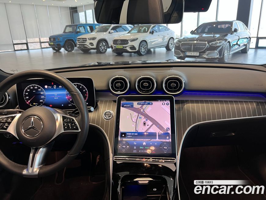 Mercedes-Benz C-Class 2024
