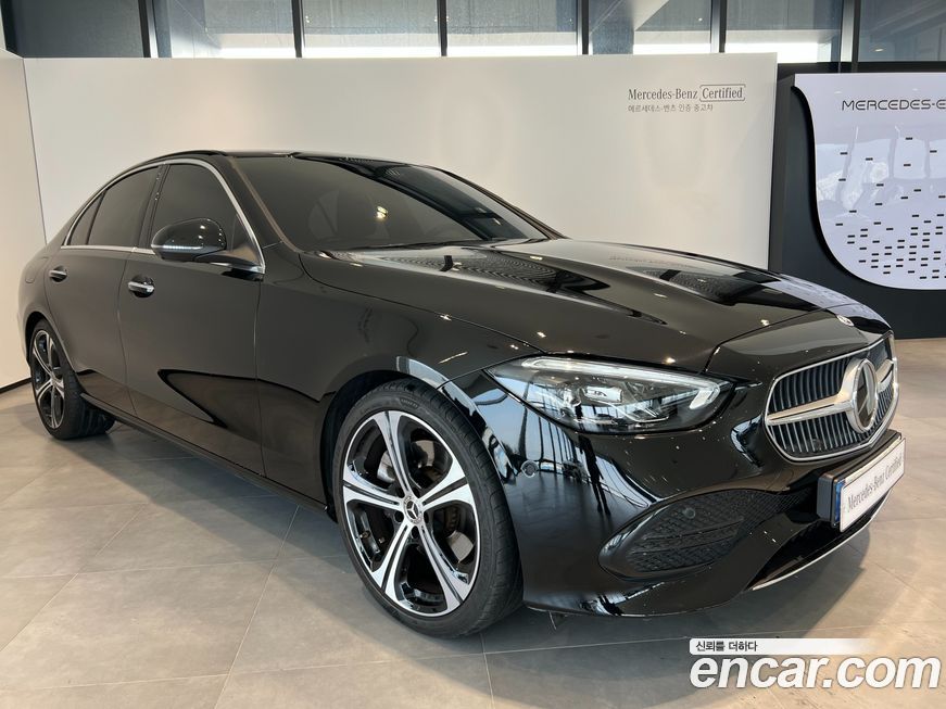 Mercedes-Benz C-Class 2024