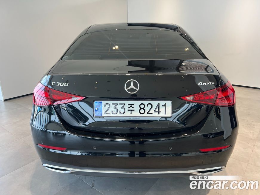 Mercedes-Benz C-Class 2024