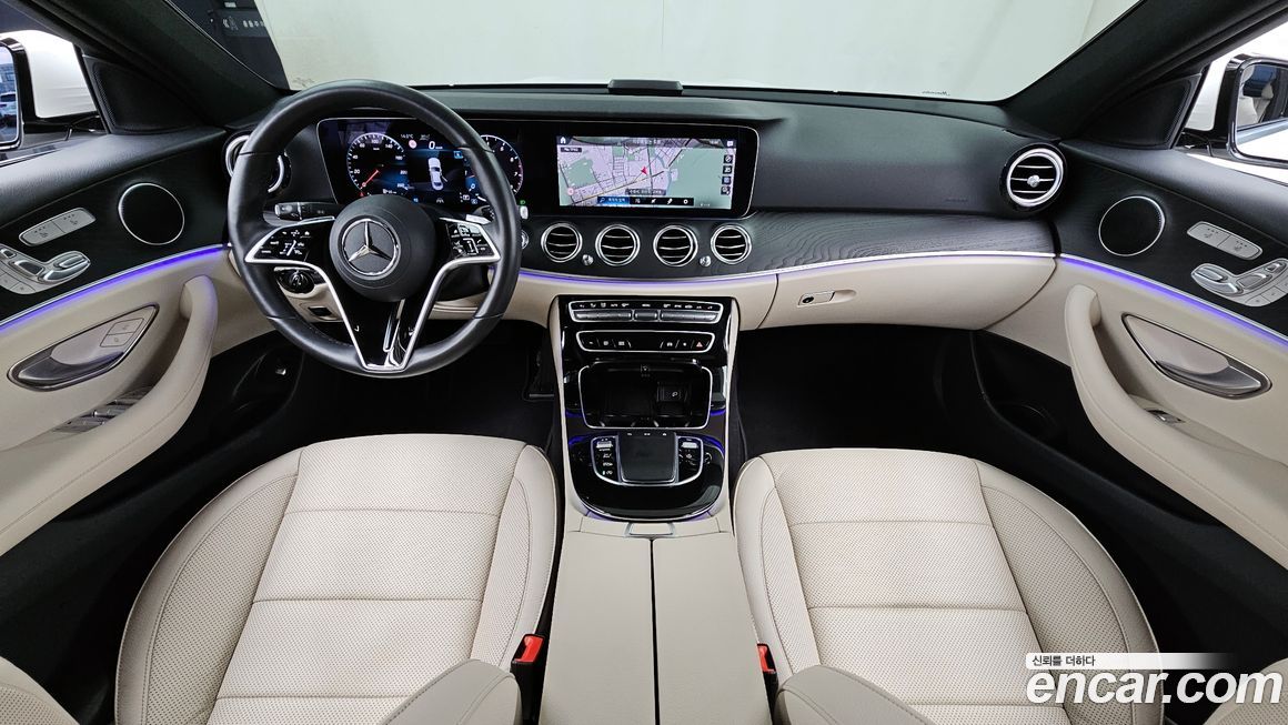 Mercedes-Benz E-Class 2023