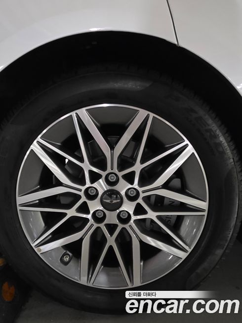 Genesis G80 2025