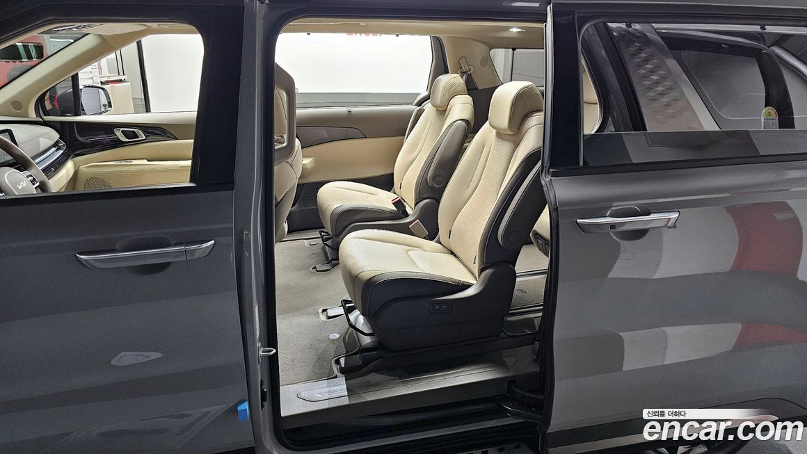 Kia Canival 2024