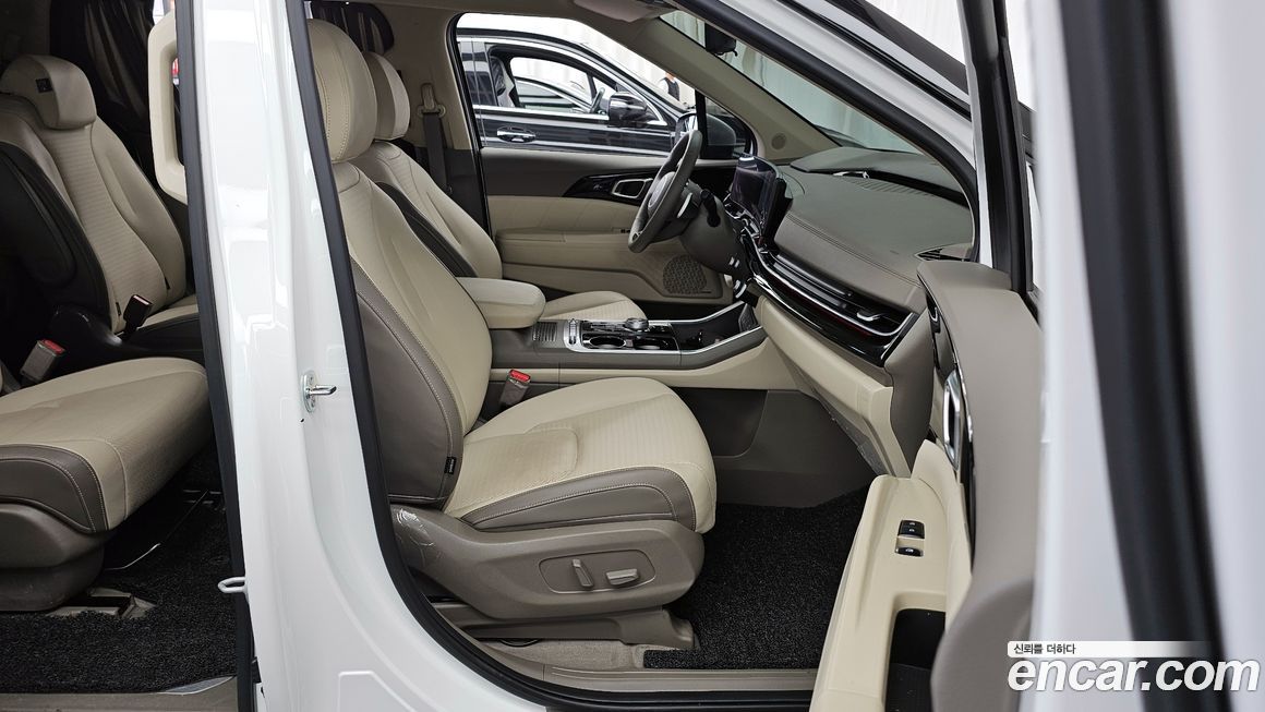 Kia Canival 2025