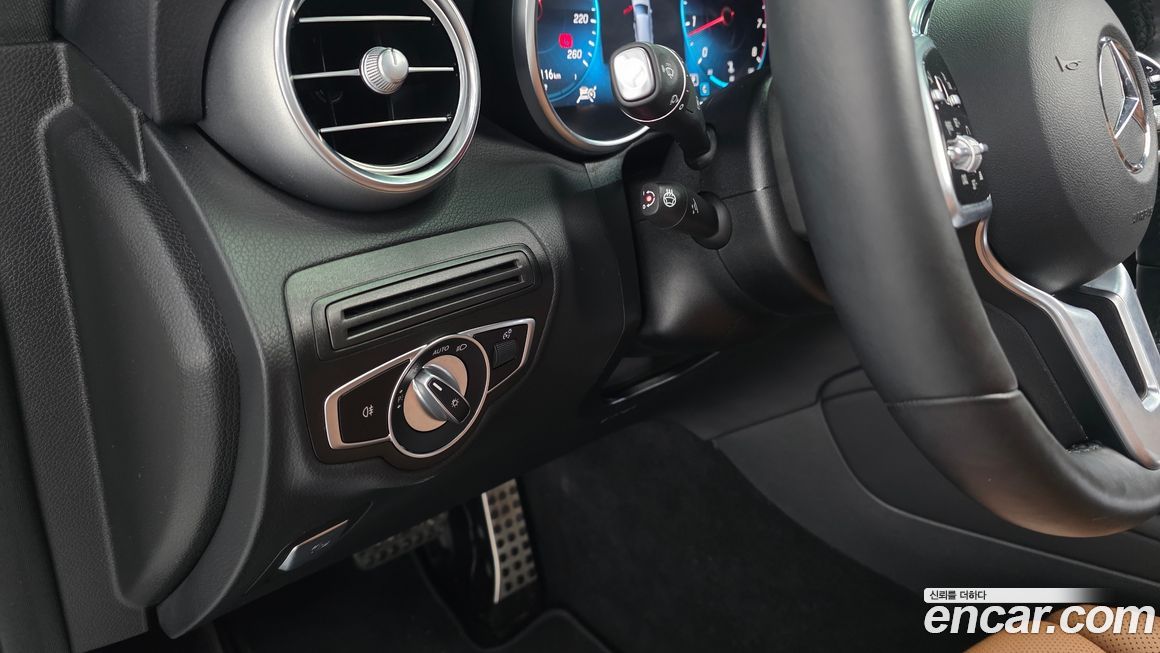 Mercedes-Benz GLC-Class 2021