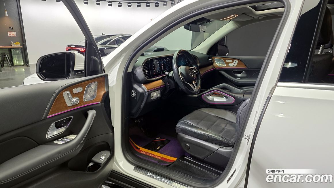 Mercedes-Benz GLE-Class 2021