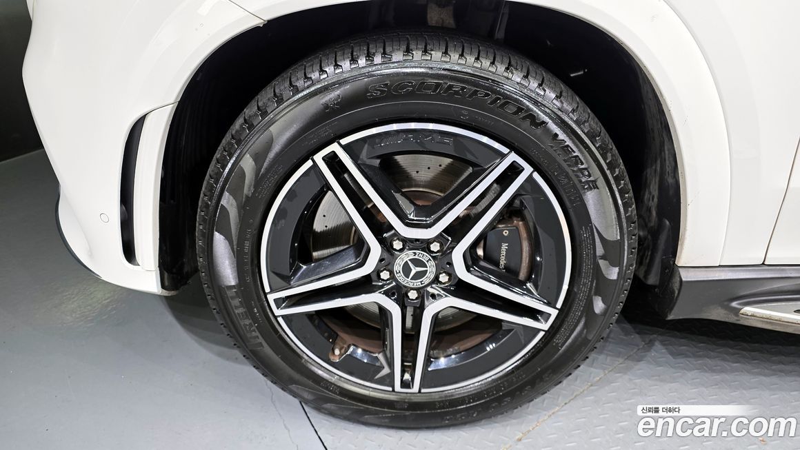 Mercedes-Benz GLE-Class 2021