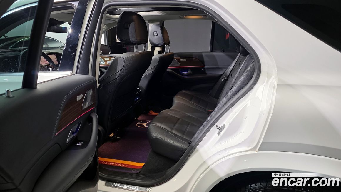 Mercedes-Benz GLE-Class 2021