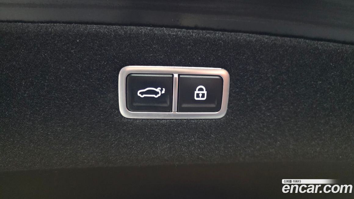 Genesis G90 2023