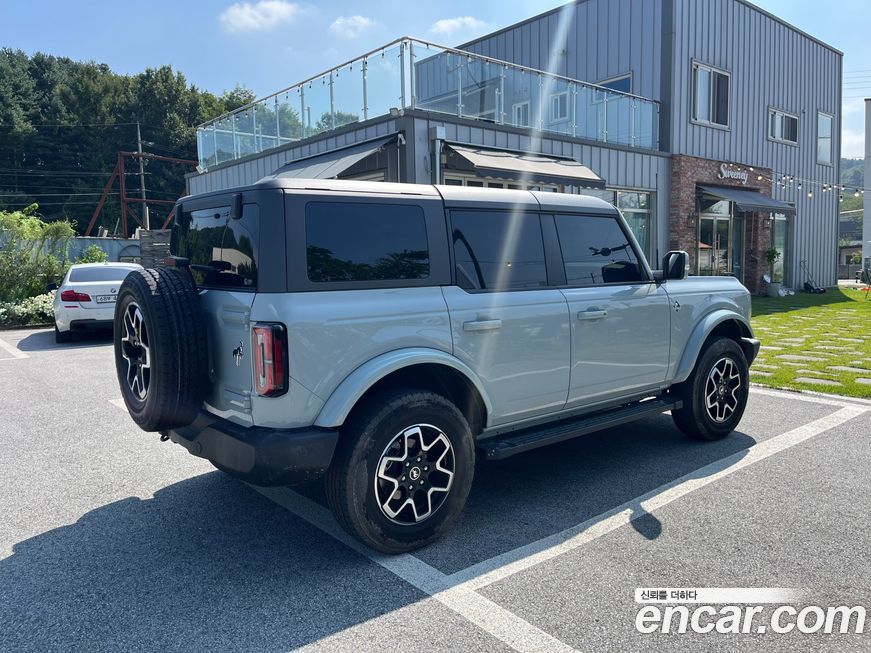 Ford Bronco 2024