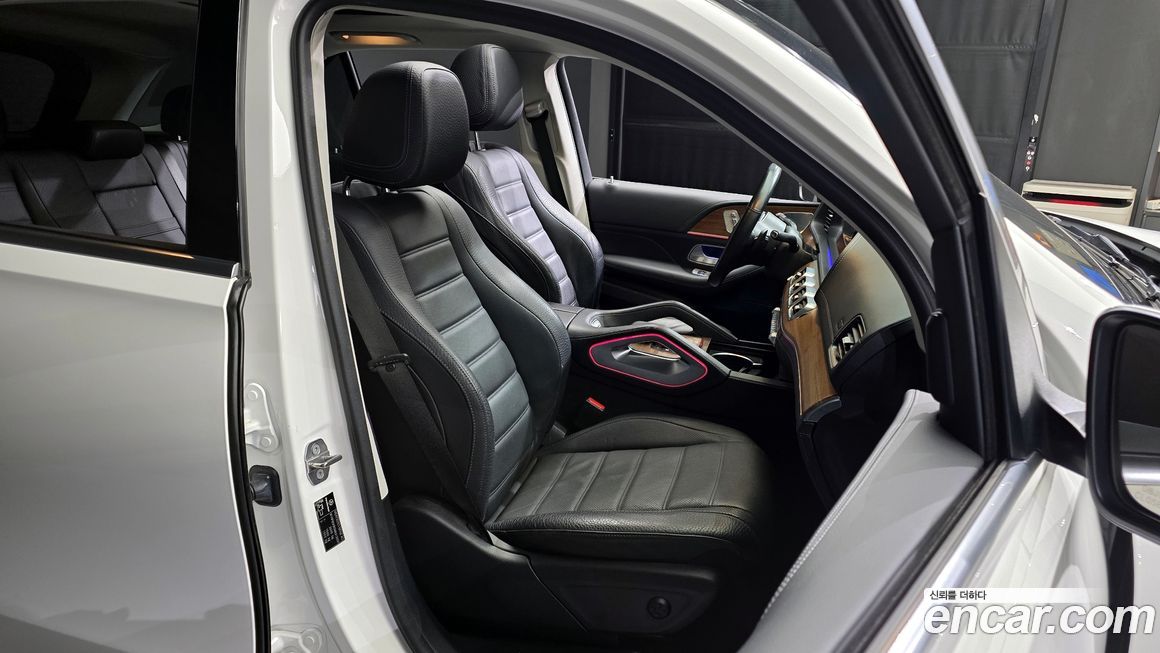 Mercedes-Benz GLE-Class 2021