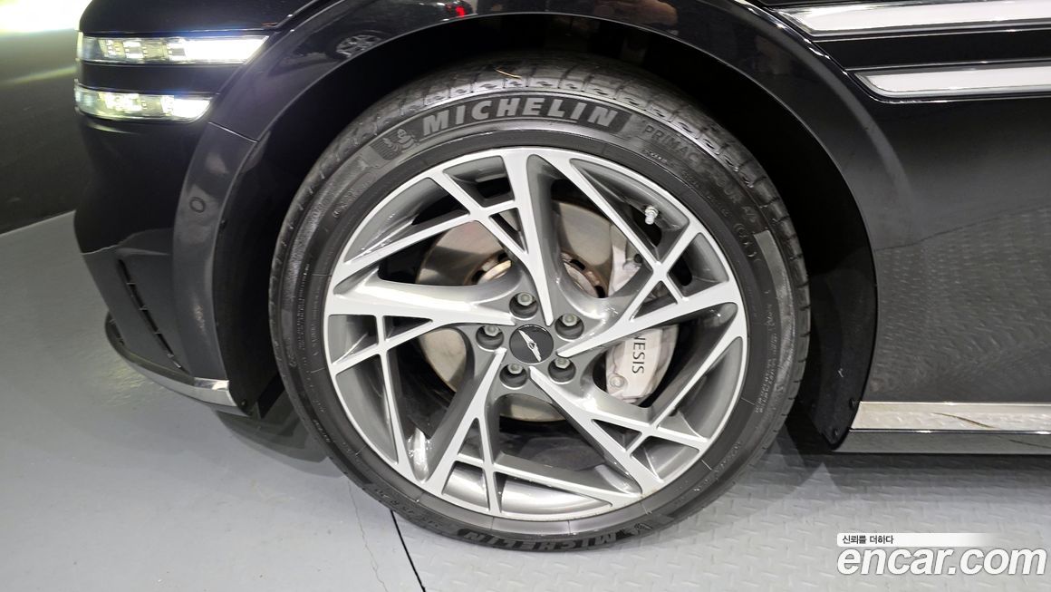 Genesis G90 2023