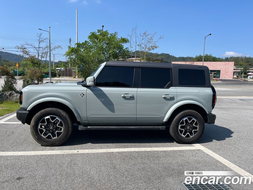Ford Bronco 2024