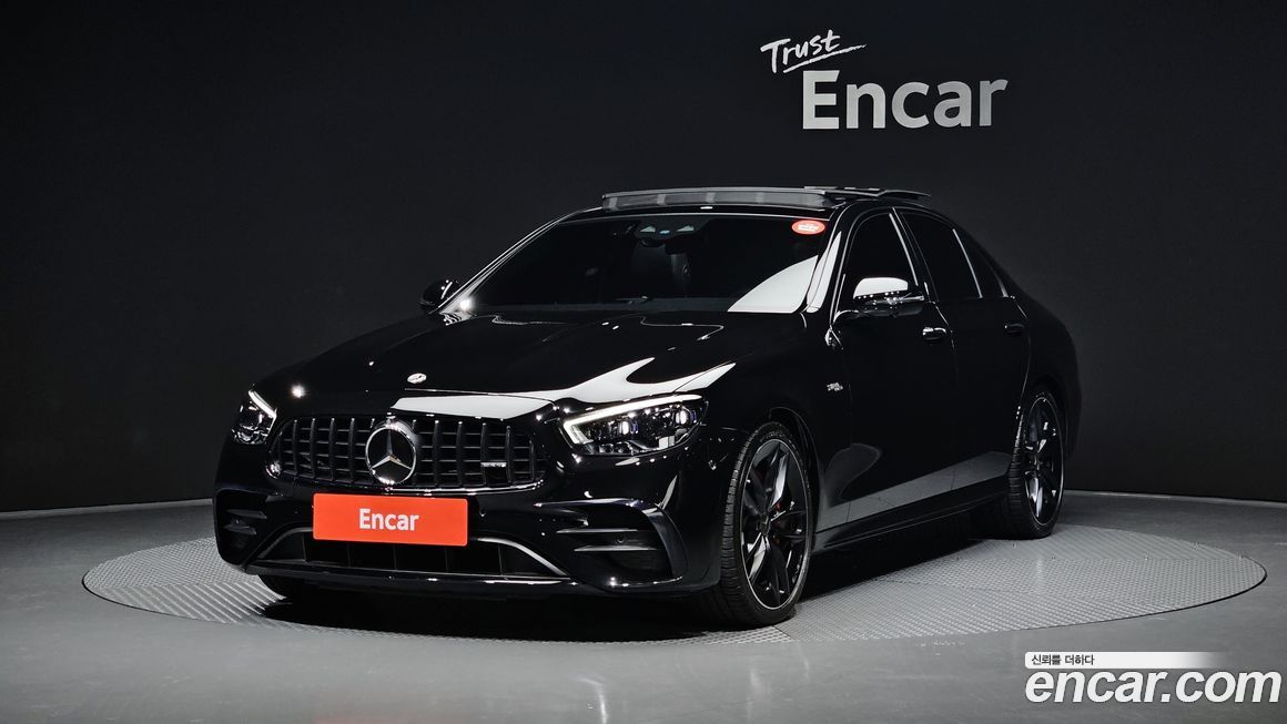 Mercedes-Benz E-Class 2023