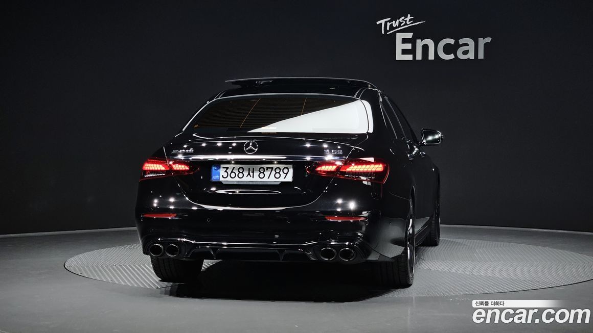 Mercedes-Benz E-Class 2023