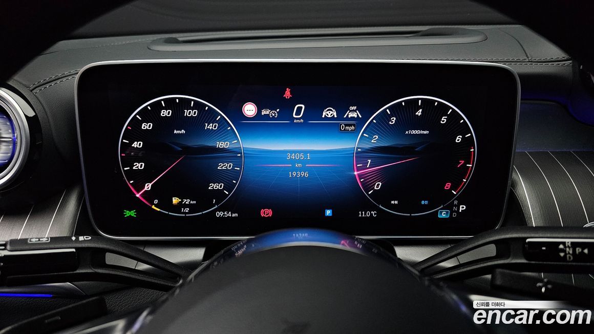 Mercedes-Benz GLC-Class 2025