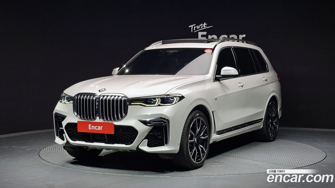 BMW X7 2021
