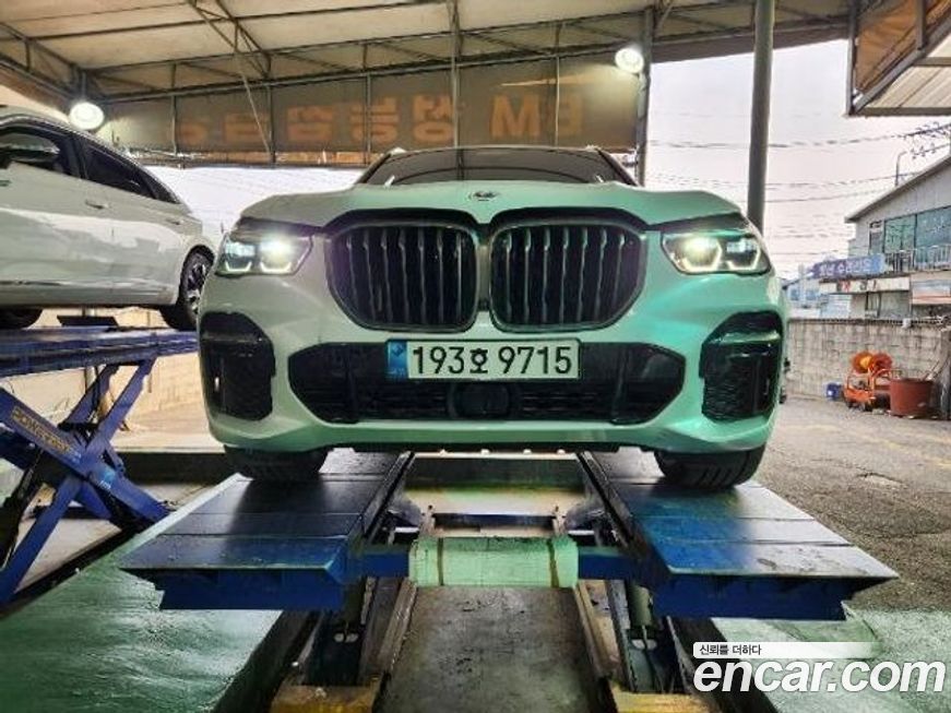 BMW X5 2023