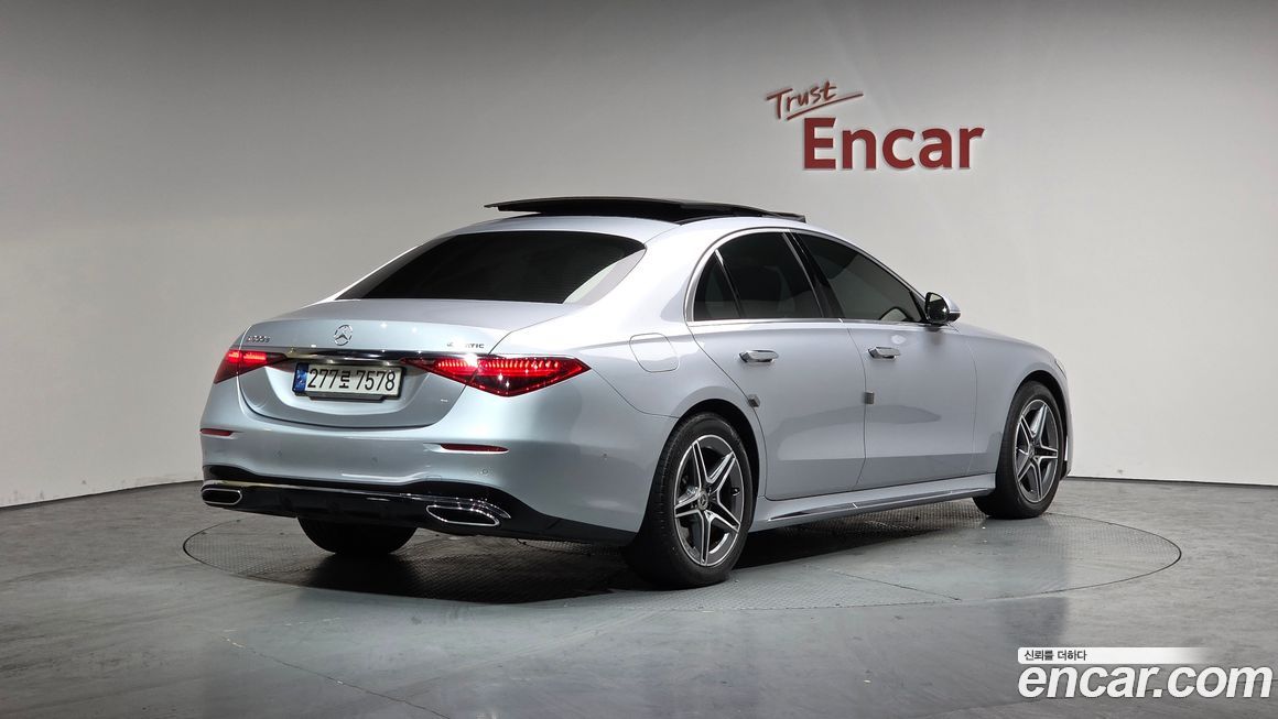 Mercedes-Benz S-Class 2022