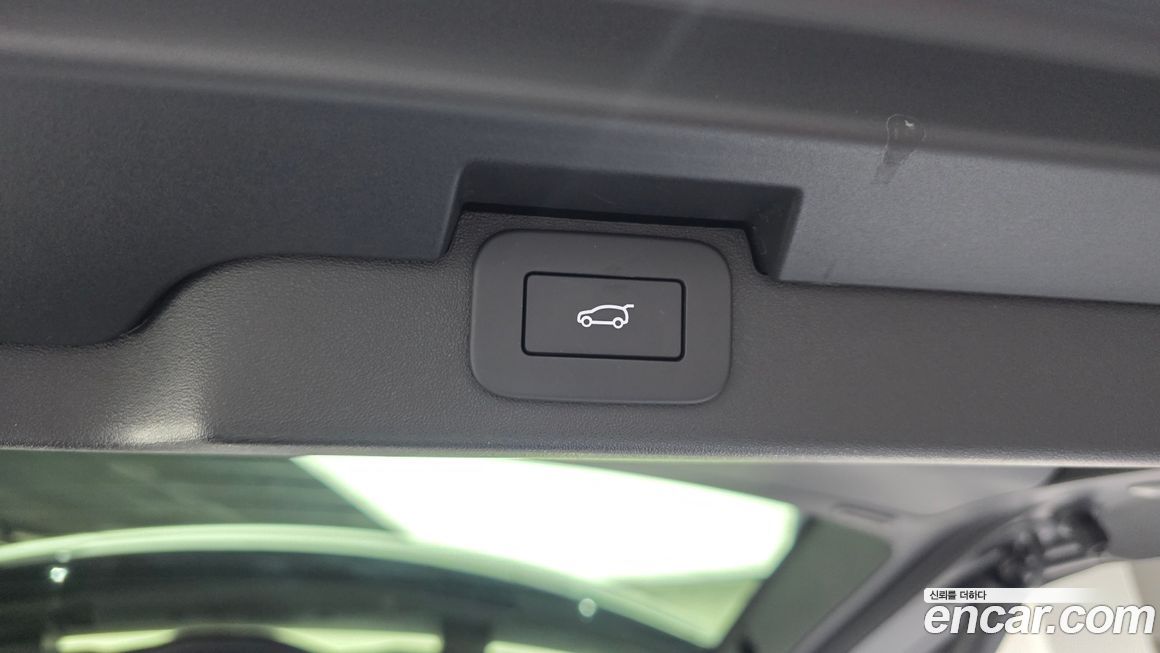 Land Rover Discovery 2024