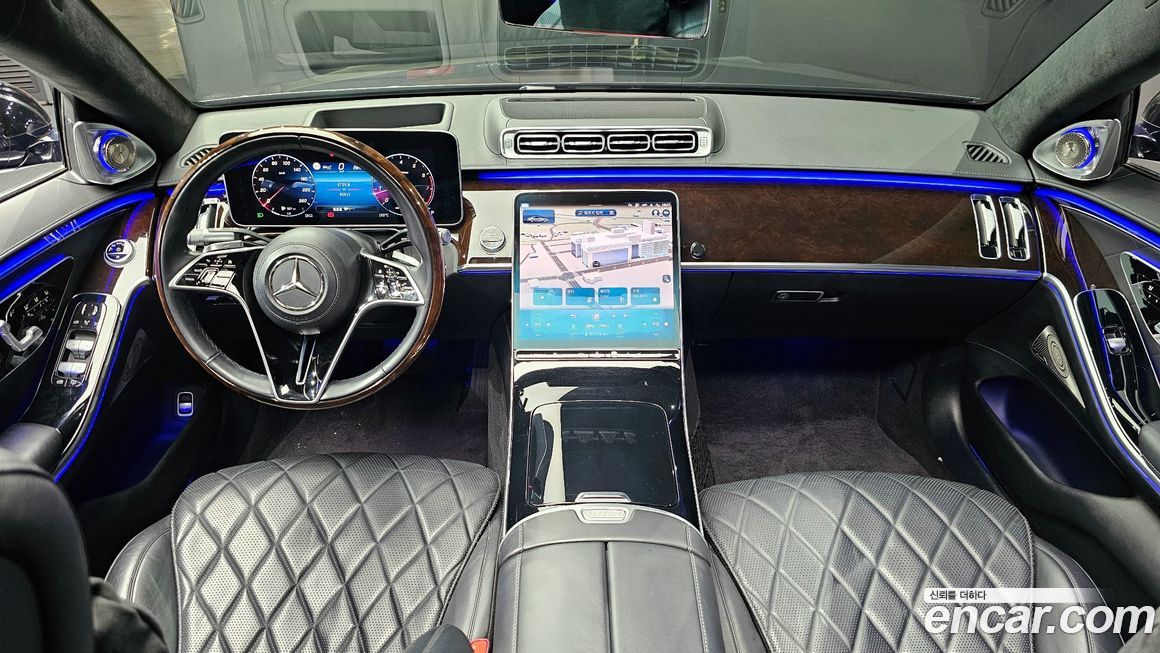 Mercedes-Benz S-Class 2021