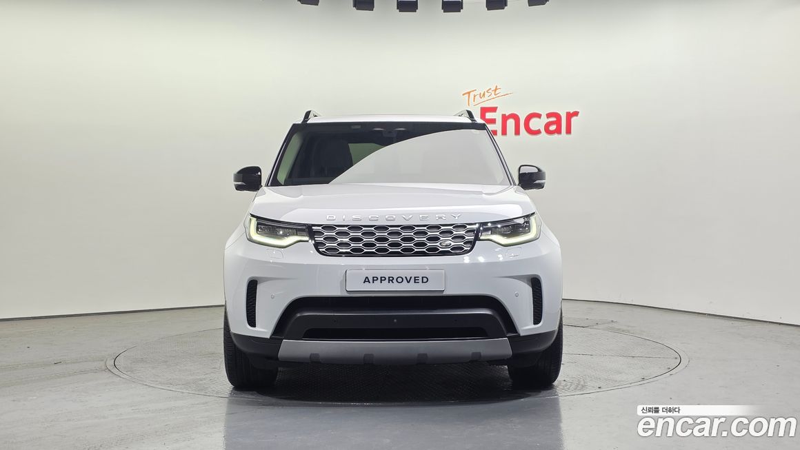 Land Rover Discovery 2024
