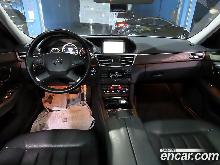 Mercedes-Benz E-Class 2013