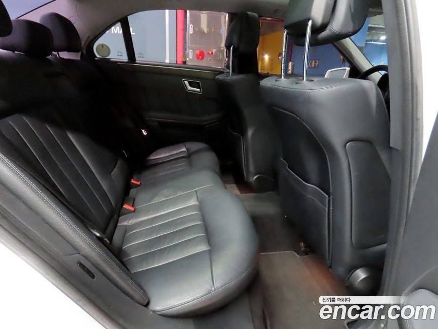 Mercedes-Benz E-Class 2013