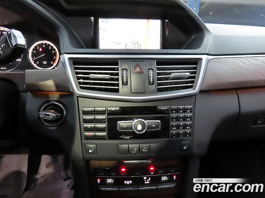 Mercedes-Benz E-Class 2013