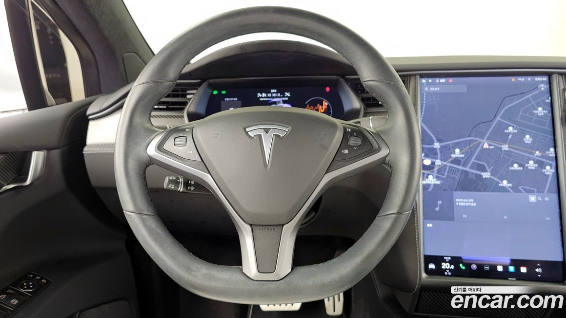 Tesla Model X 2020